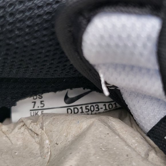 NEW Women 7.5 / Men's 6 Nike Dunk Low PANDA DD1503-101 - Picture 8 of 10